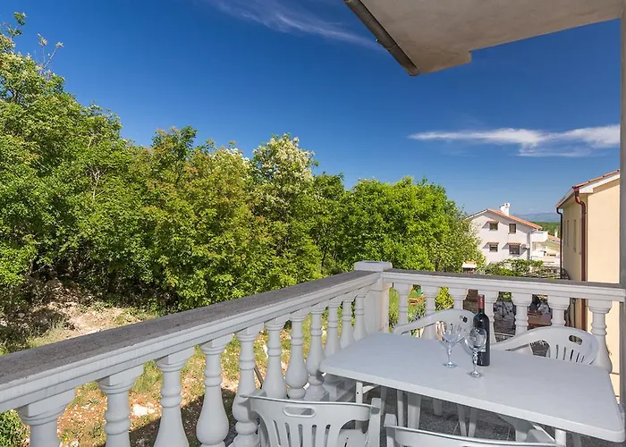 アパート Tadic *